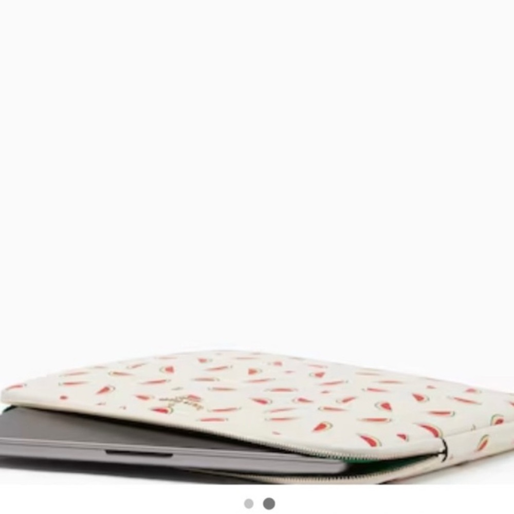 Kate Spade - Picture 2 of 8